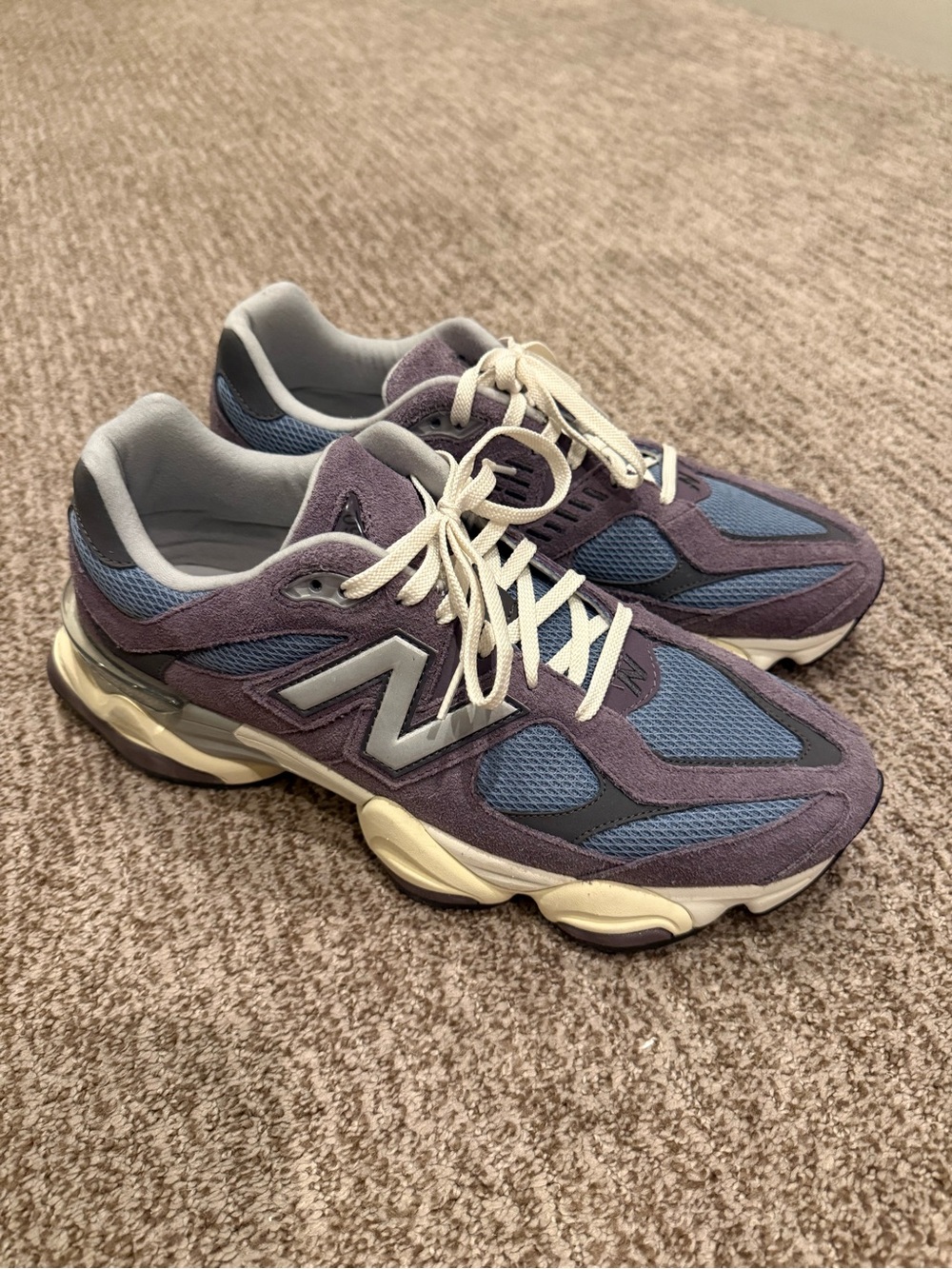 New without box New Balance 9060 Sneakers